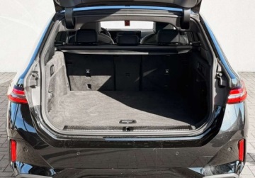 BMW Seria 5 G90-91 2025 BMW Seria 5 I wlasciciel M Sport Hak 360 Gwarancja Bezwypadkowy FVAT23, zdjęcie 13