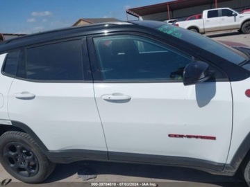 Jeep Compass II 2023 Jeep Compass 2023r, Trailhawk, 4x4, 2.0L 2.0 Benzyna 200KM, zdjęcie 3