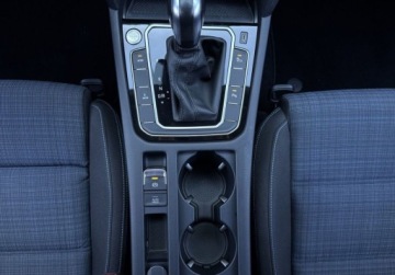 Volkswagen Passat B8 GTE Variant Facelifting 1.4 TSI Plug-In-Hybrid 218KM 2021 Volkswagen Passat GTE 1.4TSI Plug-In 218KM DSG Led ASO Kamera CarPlay ACC, zdjęcie 17