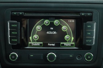 Skoda Rapid II Spaceback 1.2 TSI 85KM 2015 Skoda Rapid Spaceback 1.2 TSI, Navi, Klima, zdjęcie 8