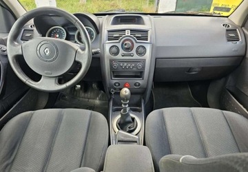 Renault Megane II Kombi 2.0 i 16V 135KM 2004 Renault Megane Renault Megane 2.0 BenzynaLPG 136KM, zdjęcie 10