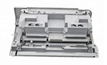 Крышка закрывает дверцу тонера HP P2055 RM1-6434.