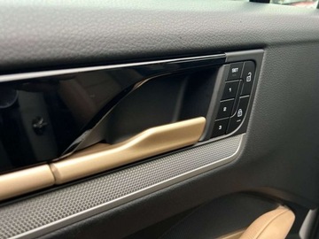 Porsche Cayenne III SUV Plug-In Facelifting 3.0 470KM 2025 Porsche Cayenne Porsche Cayenne E-Hybrid 470 KM Crayon 2025 11 000 km, zdjęcie 12