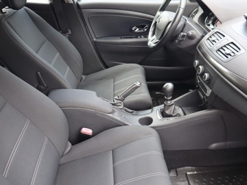 Renault Megane III Grandtour Facelifting 2013 1.5 Energy dCi 95KM 2016 Renault Megane 1.5 dCi, Salon Polska, Klima, zdjęcie 8