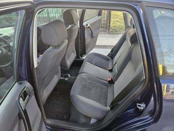 Volkswagen Polo IV Hatchback 1.4 16V 75KM 2005 Volkswagen Polo Opłacony Zdrowy Zadbany, zdjęcie 8