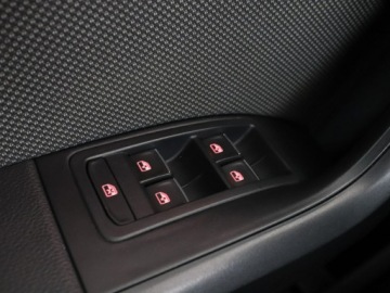 Seat Ateca SUV 1.4 EcoTSI 150KM 2018 Seat Ateca DSG full LED grzane fotele kamera i, zdjęcie 36