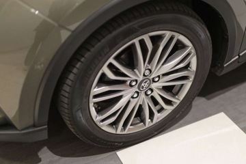 Toyota C-HR I Crossover Facelifting 1.8 Hybrid 122KM 2022 Toyota C-HR 1.8 Hybrid Executive 1.8 Hybryda 122KM, zdjęcie 28