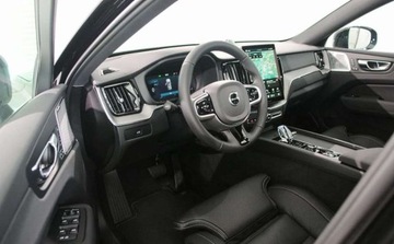 Volvo XC60 II Crossover Facelifting 2.0 B5 250KM 2025 Volvo XC 60 Volvo XC 60 B5 B AWD Ultra Black Edition 2.0 Hybryda 250KM, zdjęcie 7