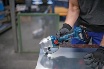 АККУМУЛЯТОРНЫЕ НОЖНИЦЫ GNA 18V-16 E BOSCH