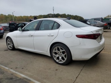 Alfa Romeo Giulia II Sedan Facelifting 2.0 Turbo 280KM 2021 Alfa Romeo Giulia Ti 2021 2.0l 2.0 Benzyna 280KM, zdjęcie 1