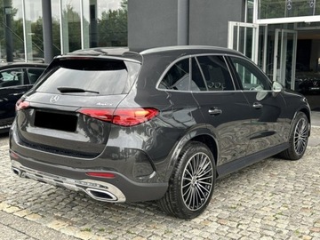 Mercedes GLC C254/X254 Coupe 2.0 220d 197KM 2025 MERCEDES-BENZ GLC 220 d 4-Matic AMG Line 2.0 (197KM) 2025, zdjęcie 1