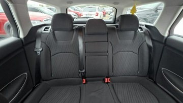 Citroen C5 III Tourer 2.0 HDi FAP 140KM 2011 Citroen C5 climatronic, zdjęcie 18