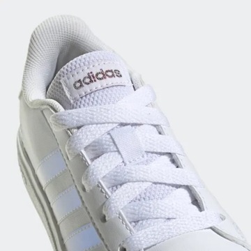 ЖЕНСКАЯ СПОРТИВНАЯ ОБУВЬ 39 1/3 ADIDAS COURT GY2326