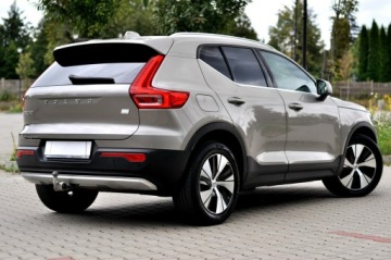Volvo XC40 Crossover Plug-In 1.5 T4 Plug-in Hybrid 211KM 2021 Volvo XC 40 T4 211KM Plug-in Hybryda Full Led Navi, zdjęcie 3