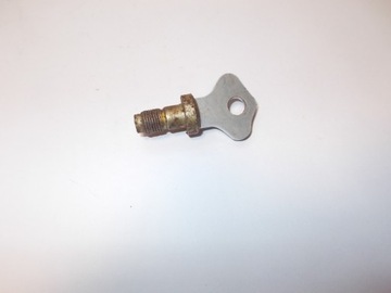 ŚRUBA Z KLUCZYKIEM KLAPKA ZBIORNIK M-72 K-750 URAL DNIEPR
