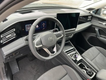 Volkswagen Tiguan II SUV Facelifting 1.5 TSI 150KM 2024 Volkswagen Tiguan Elegance 1.5 eTSI 150 KM DSG, zdjęcie 4