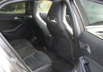 Mercedes GLA I Off-Roader Facelifting 1.6 200 156KM 2018 Mercedes-Benz GLA AMG Line 1,6 Automat 103 tys.km. Panorama 1.6 Benzyna, zdjęcie 9