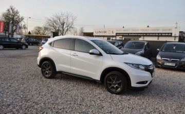 Honda HR-V II SUV 1.5 i-VTEC 130KM 2016 Honda HR-V Benzyna Panorama Klimatyzacja Kamera 1.5 Benzyna 130KM, zdjęcie 3