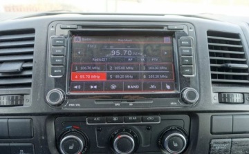 Volkswagen Caravelle T5 Caravelle Facelifting długi rozstaw osi 2.0 BiTDI 180KM 2012 Volkswagen Caravelle 2.0TDI 180KM DSG Automat Long 9 osobowy Zarejestrowan, zdjęcie 18