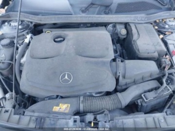 Mercedes GLA I 2019 Mercedes-Benz GLA 2019r., 250, od ubezpieczalni 2.0 Benzyna 209KM, zdjęcie 11