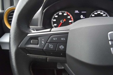 Seat Arona Crossover Facelifting 1.0 TSI 110KM 2022 Seat Arona 1.0TSI 110KM Style FullLEDPakiet ComfortPakiet SpringPDCFV23, zdjęcie 13