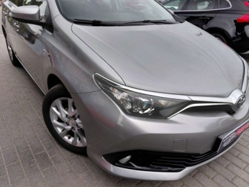 Toyota Auris II 2015 Toyota Auris Kamera Klimatronik Sensor Automat Hybryda 1.8 Hybryda 99KM, zdjęcie 3