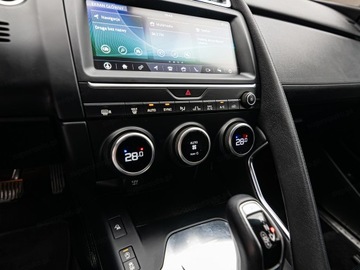 Jaguar E-Pace SUV 2.0 i4P 200KM 2019 JAGUAR E-Pace 2.0 i4P AWD R-Dynamic S Suv 200KM 2019, zdjęcie 19