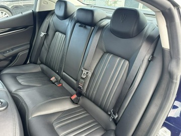 Maserati Ghibli III Sedan 3.0 V6 410KM 2017 Maserati Ghibli 3.0 V6 410KM SQ4 2017r 4x4, zdjęcie 30