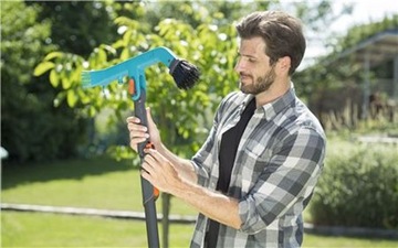 Przyrząd do czyszczenia rynien GARDENA 3651