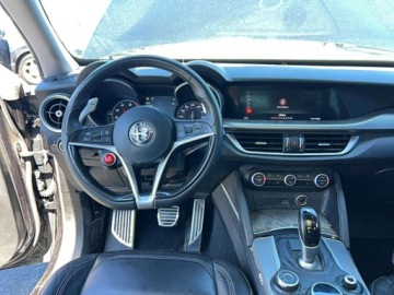 Alfa Romeo Stelvio SUV 2.0 Turbo 280KM 2018 Alfa Romeo Stelvio 2018 ALFA ROMEO STELVIO SPORT 2.0 Benzyna 280KM, zdjęcie 5
