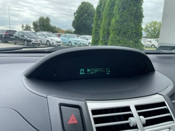 Toyota Yaris II Hatchback 3d 1.0 VVT-i 69KM 2005 Toyota Yaris 1.0 Benzyna 69KM Klimatyzacja Elektry, zdjęcie 11