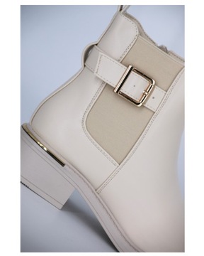 ВЕСЕННИЕ ЖЕНСКИЕ КОЖАНЫЕ ТУФЛИ С ПРЯЖКОЙ 39 СВЕТЛО-БЕЖЕВЫЕ КОЖАНЫЕ