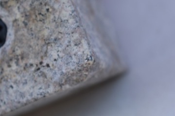 ПРЯМОУГОЛЬНИК Гранитная основа для садового зонта.