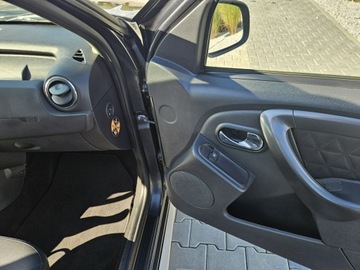 Dacia Duster I SUV Facelifting 1.6 16V 105KM 2015 Dacia Duster 1.6 105 km klimatyzacja, elektryka, zdjęcie 15