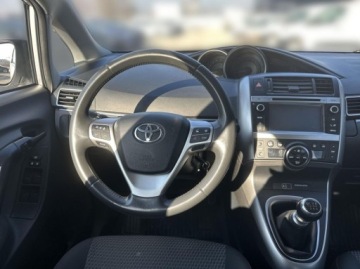 Toyota Verso Minivan Facelifting 2.0 D-4D 124KM 2014 Toyota Verso Toyota Verso 2.0 D-4D Premium 7os VAT Marza Gwarancja Salo, zdjęcie 13