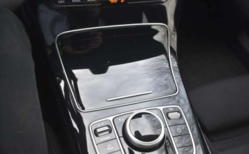 Mercedes Klasa C W205 Limuzyna Facelifting 1.6 C180 156KM 2019 Mercedes-Benz Klasa C Mercedes-Benz Klasa C 180 Business Edition 9G-TRONIC, zdjęcie 23