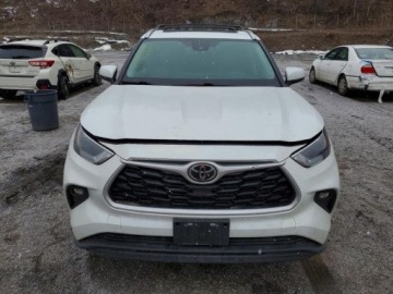 Toyota Highlander III 2022 Toyota Highlander XLE 2022 3.5 Benzyna 295KM, zdjęcie 5