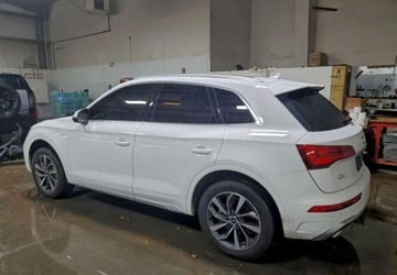 Audi Q5 II SUV Facelifting 2.0 45 TFSI 265KM 2022 Audi Q5 Auta z USA - Zapytaj o wiecej ofert 2.0 Benzyna 265KM, zdjęcie 2