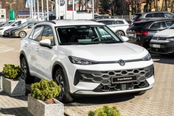 Volkswagen T-Roc II 1.5 eTSI 116KM 2026 Volkswagen T-Roc Life 1.5 eTSI 116 KM DSG Zamów, zdjęcie 3