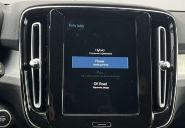 Volvo XC40 Crossover Plug-In 1.5 T5 Plug-in Hybrid 262KM 2021 Volvo XC 40 Plug-In T5 Navi Virtual Parktronic Tempomat Piekny kolor, zdjęcie 33