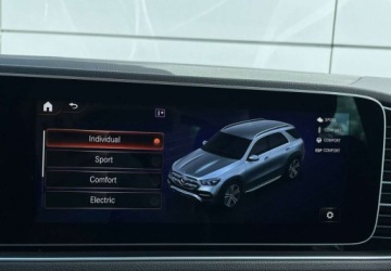 Mercedes GLE V167 SUV Plug-In 2.0 350de 320KM 2022 Mercedes-Benz GLE AMG Plug-In 4x4 Skora Kamera360 Navi Full Led FV23, zdjęcie 32