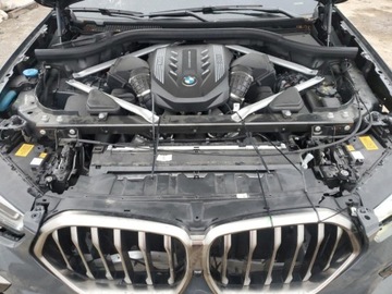 BMW X6 G06 2022 BMW X6 M50I 2022 4.4l 4.4 Benzyna 523KM, zdjęcie 6