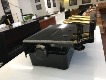 Детская подставка для фортепиано/рояля.