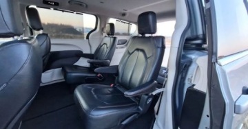 Chrysler Pacifica II 3.6 V6 291KM 2020 Chrysler Pacifica 3.6 V6 291KM Skora LED El. DrzwiKlapa 3.6 Benzyna 291KM, zdjęcie 8
