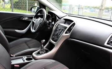 Opel Astra J Hatchback 5d 1.4 Turbo ECOTEC 140KM 2012 Opel Astra 1.4i Klimatyzacja Alufelgi Hak Gwarancja 1 rok 1.4 140KM, zdjęcie 15