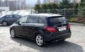 Mercedes Klasa B W246 Sports Tourer 180 BlueEFFICIENCY 122KM 2015 Mercedes-Benz Klasa B 180 1.6 122KM LIFT Automat Full LED Skora Niski prze, zdjęcie 4