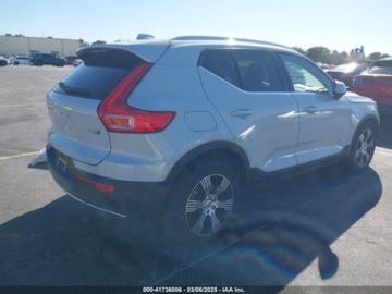 Volvo XC40 Crossover 2.0 T5 247KM 2020 Volvo XC 40 T5 Inscription 2020 2.0l 2.0 Benzyna 248KM, zdjęcie 5