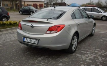 Opel Insignia I Sedan 1.6 Twinport ECOTEC 115KM 2010 Opel Insignia 1.6 BGas Klima 2 KPL Opon Stan bardzo dobry 1.6 115KM, zdjęcie 7