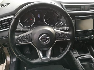 Nissan Qashqai II Crossover Facelifting 1.6 DiG-T 163KM 2018 Nissan Qashqai 1618 cm 163KM Klimarton Navi Kamera, zdjęcie 14