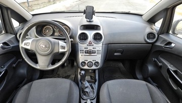 Opel Corsa D Hatchback 5d Facelifting 1.2 Twinport ECOTEC 85KM 2012 Opel Corsa Bezwypadkowa i serwisowana 1.2 Benzyna 85KM, zdjęcie 11